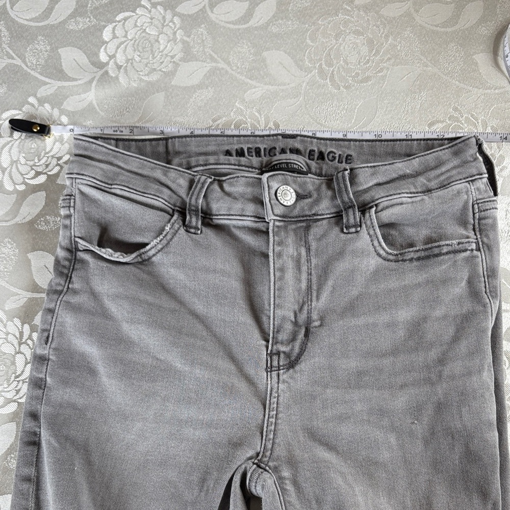 American Eagle Outfitters Women's High Rise Gray Jeans